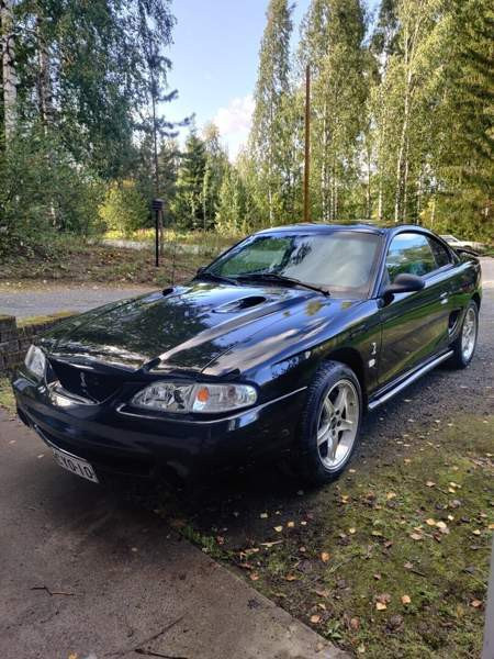 Ford Mustang Lapinlahti - valokuva 1