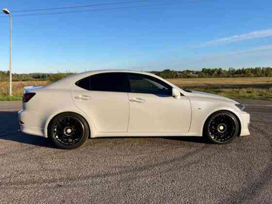 Lexus IS Vihti