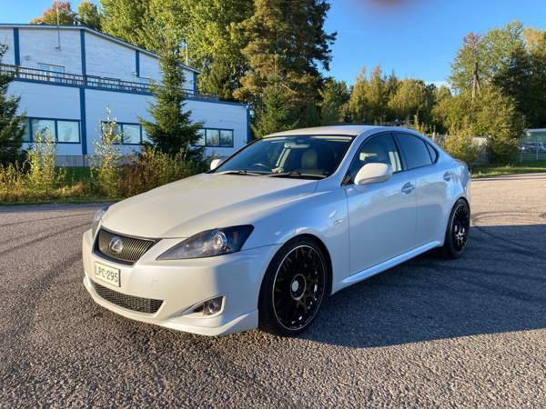 Lexus IS Вихти - изображение 6