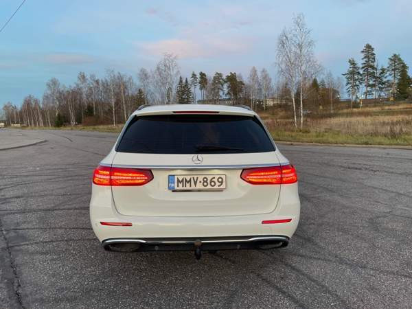 Mercedes-Benz E Sibbo - изображение 8