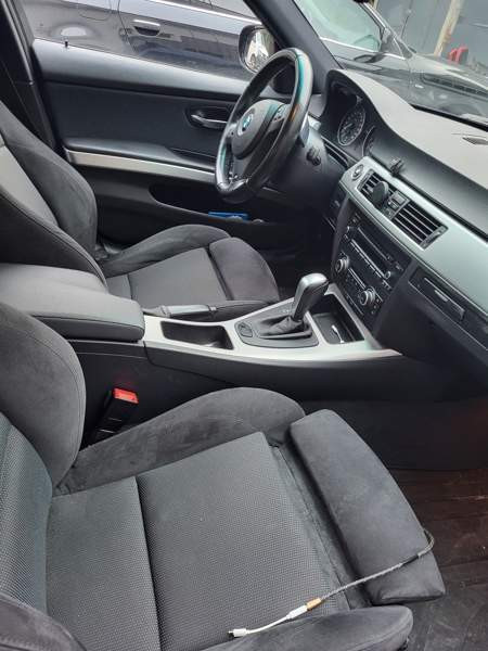 BMW 330 Kemin - valokuva 5