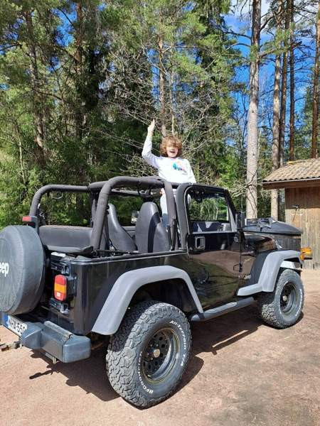 Jeep Wrangler Naantali - valokuva 3