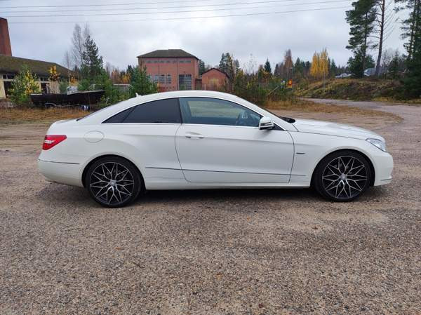 Mercedes-Benz E Ювяскюля - изображение 3