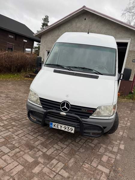 Mercedes-Benz Sprinter Tampere - valokuva 2