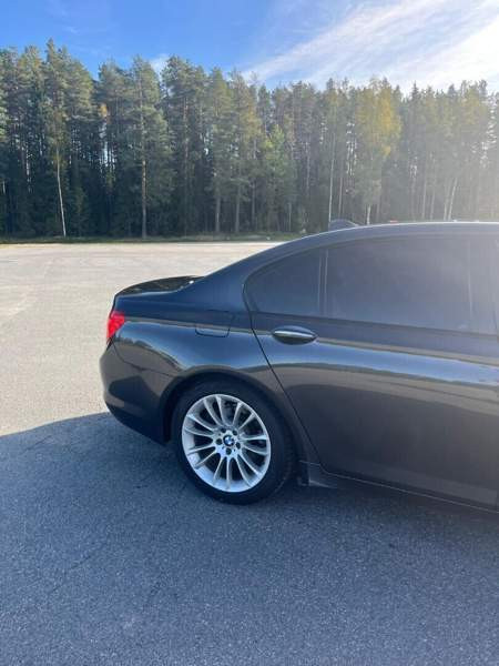 BMW 740 Jalasjärvi - изображение 5