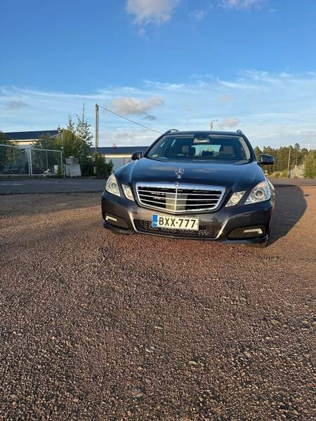 Mercedes-Benz E Хамина - изображение 3