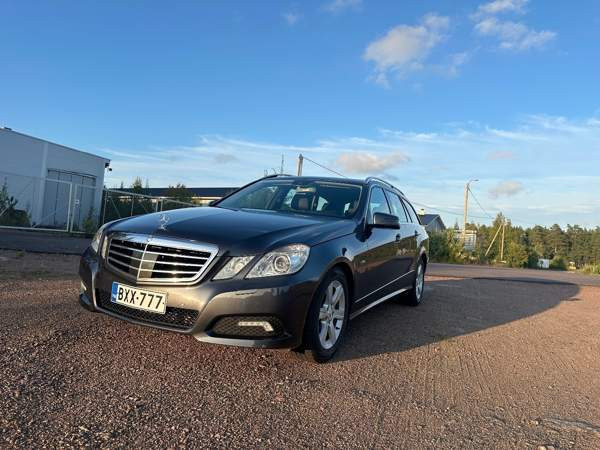 Mercedes-Benz E Хамина - изображение 6