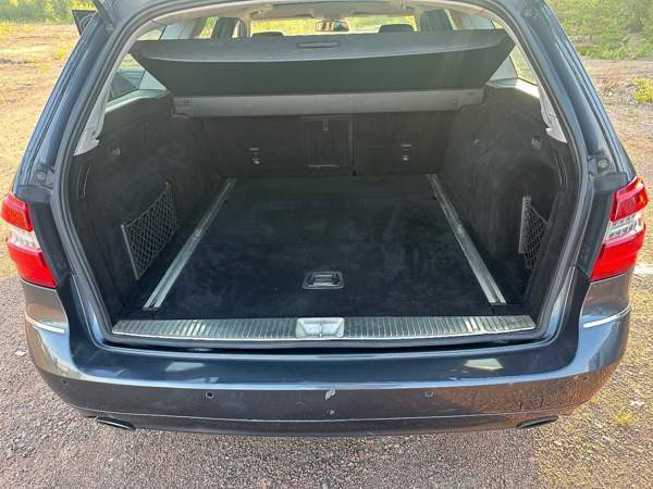 Mercedes-Benz E Хамина - изображение 7