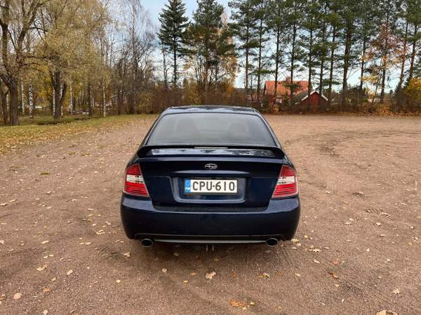 Subaru Legacy Kouvola - valokuva 6