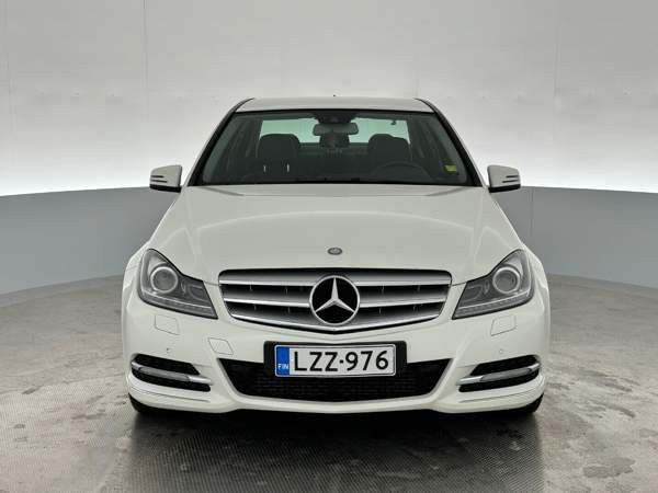 Mercedes-Benz C Tampere - valokuva 5