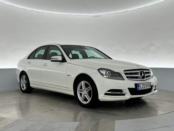 Mercedes-Benz C Tampere - valokuva 2
