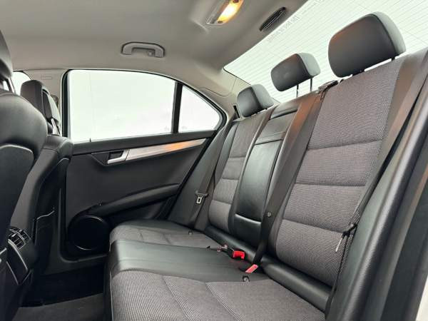 Mercedes-Benz C Tampere - valokuva 8