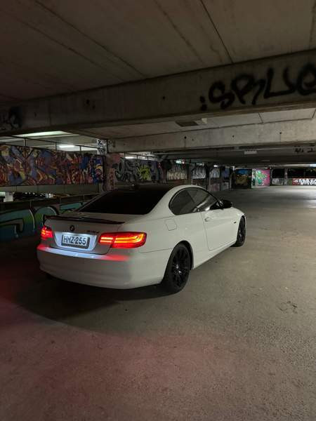 BMW 330 Helsinki - valokuva 4