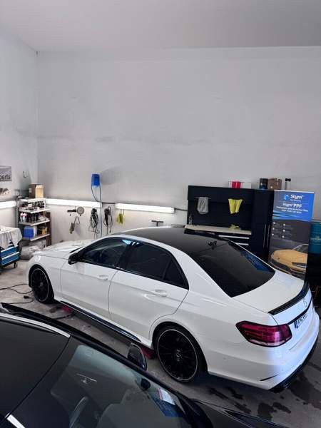 Mercedes-Benz E Хювинкяя - изображение 3