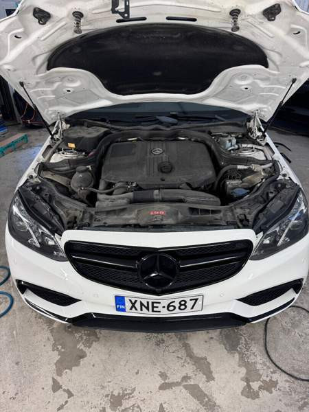 Mercedes-Benz E Хювинкяя - изображение 8