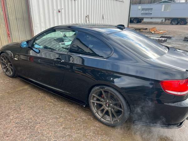 BMW 325 Ikaalinen - valokuva 4