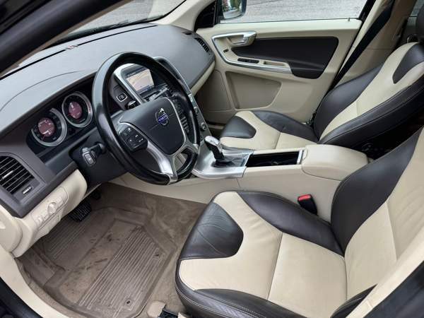 Volvo XC60 Helsinki - valokuva 8