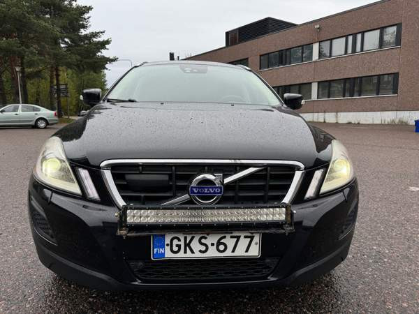 Volvo XC60 Helsinki - valokuva 1