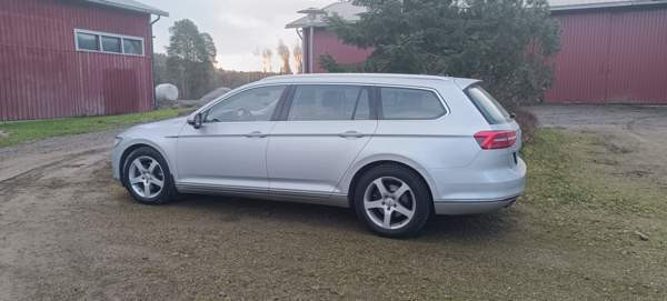 Volkswagen Passat Jyvaeskylae - photo 1