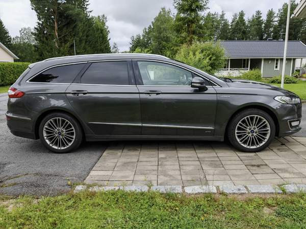 Ford Mondeo Muhos - изображение 3