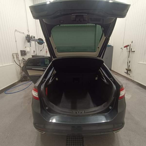 Ford Mondeo Luga - photo 7