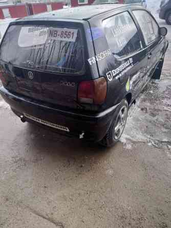 Volkswagen Polo Maentsaelae