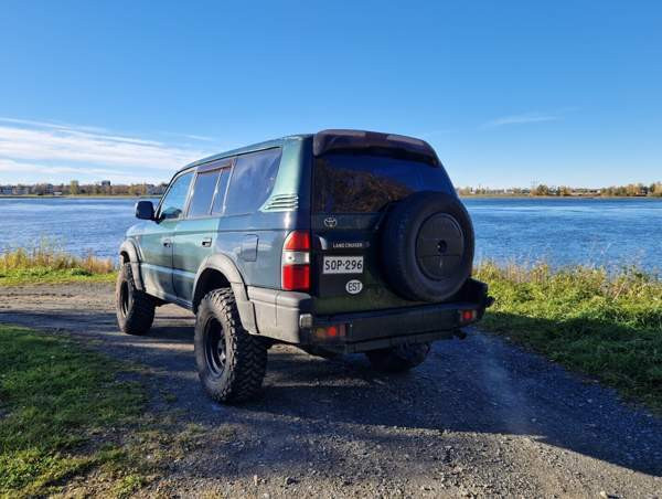 Toyota Land Cruiser Tornio - photo 3