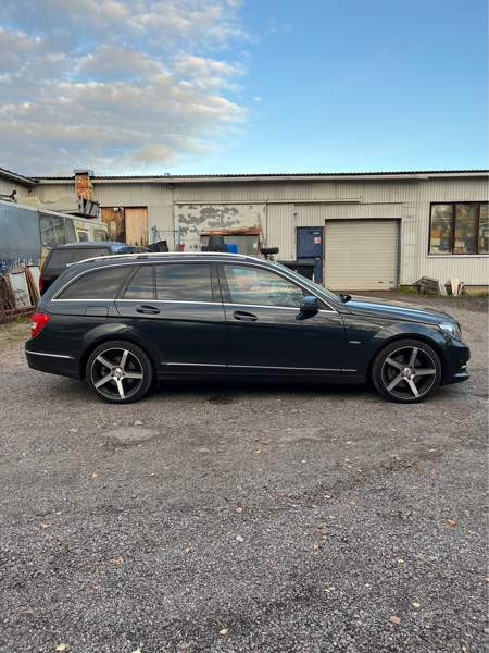 Mercedes-Benz C Helsinki - valokuva 8