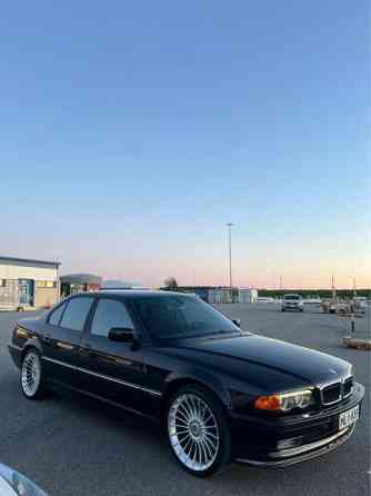 BMW 735 Jakobstad