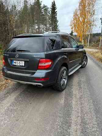 Mercedes-Benz ML Kruunupyy