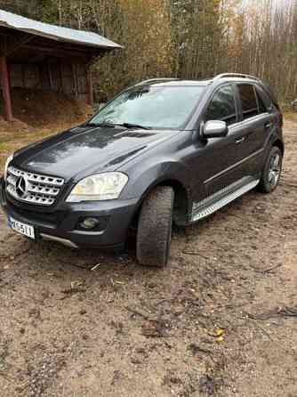 Mercedes-Benz ML Kruunupyy
