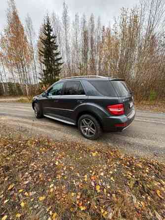 Mercedes-Benz ML Kruunupyy