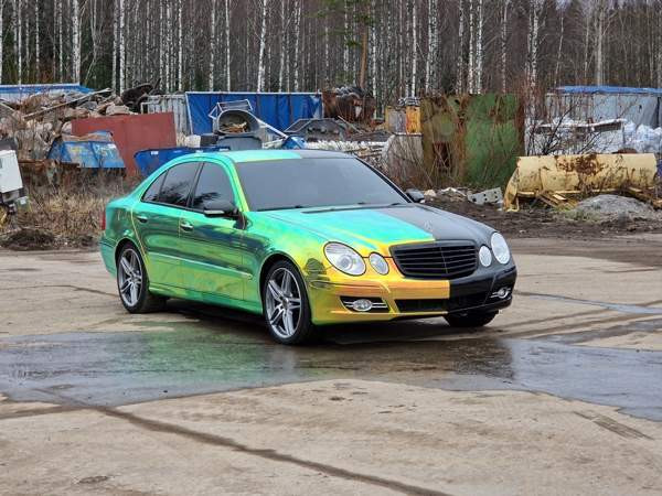 Mercedes-Benz E Glebychevo - valokuva 1