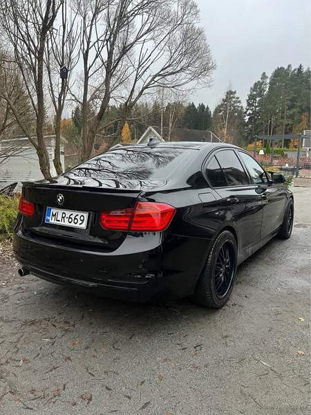 BMW 320 Lempaeaelae - photo 3