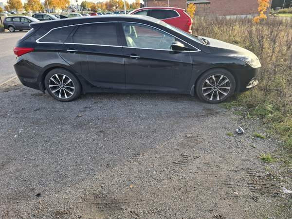 Hyundai i40 Turtkul - valokuva 2