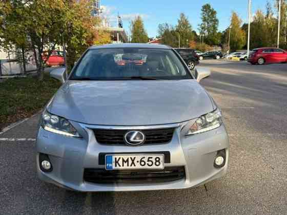 Lexus CT Nokia