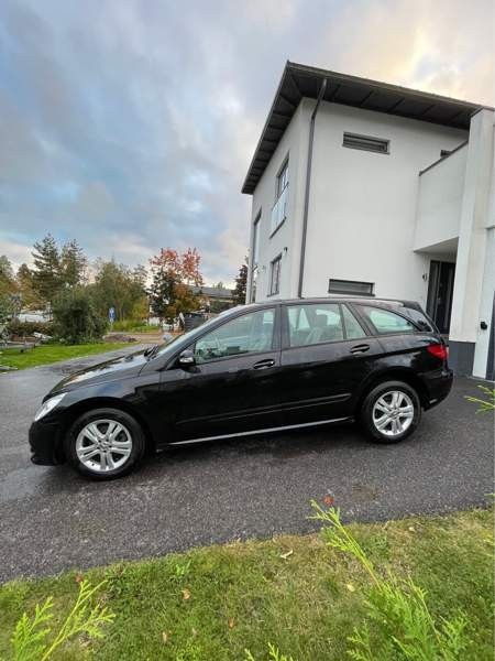 Mercedes-Benz R Espoo - valokuva 4