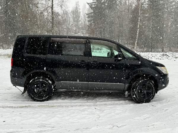 Mitsubishi Delica Kerava - photo 3