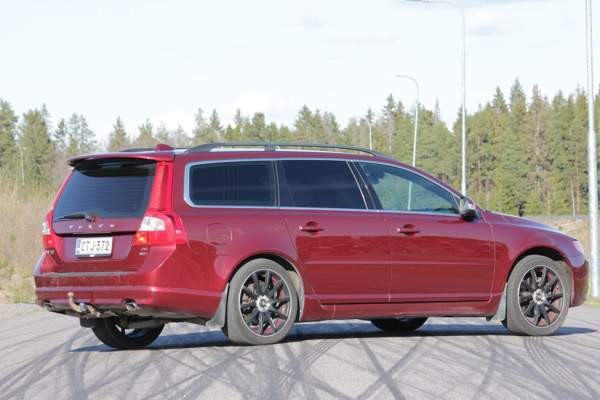 Volvo V70 Mäntsälä - valokuva 3