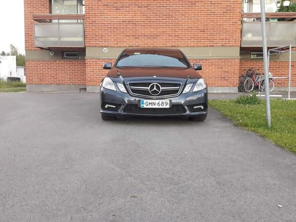 Mercedes-Benz E Oulainen - изображение 2