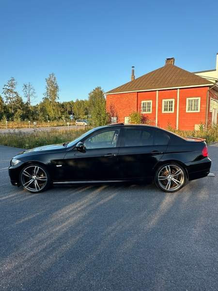 BMW 325 Seinäjoki - valokuva 4