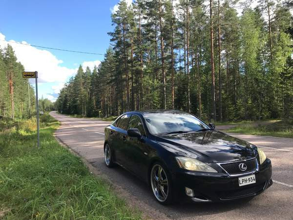 Lexus IS Nokia - valokuva 5