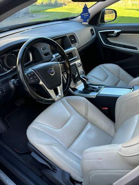 Volvo V60 Ulvila - valokuva 5