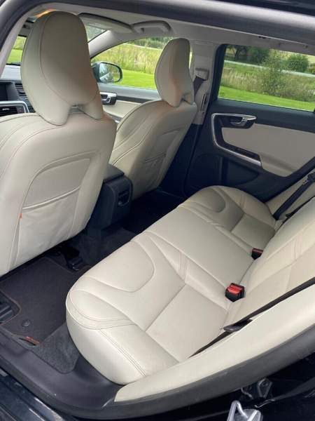 Volvo V60 Ulvila - valokuva 6