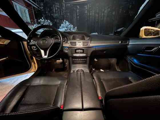 Mercedes-Benz E Порвоо