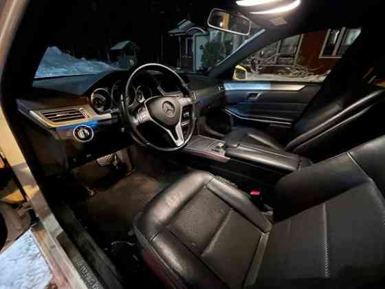 Mercedes-Benz E Порвоо