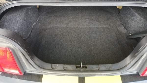 Ford Mustang Toholampi - valokuva 4