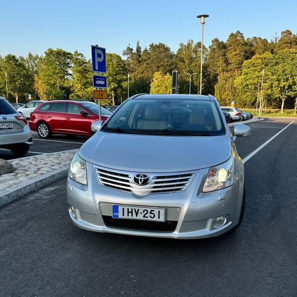 Toyota Avensis Чукотский АО - изображение 2