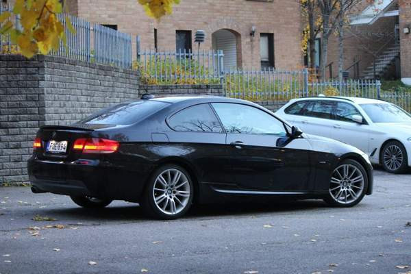 BMW 330 Espoo – foto 1