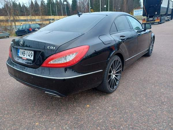 Mercedes-Benz CLS Глебычево - изображение 7